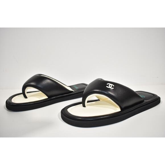 Chanel 22P Black White Lambskin Padded Pool Thong Logo Mule Slide Flat Sandal 42 - Picture 10 of 12